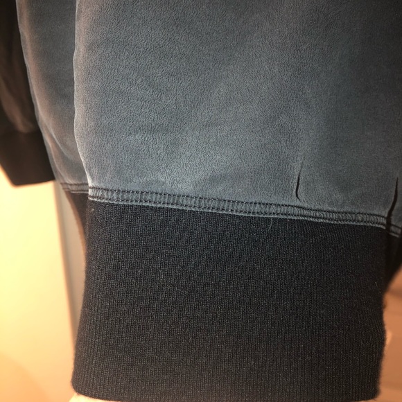 Wilfred/Aritzia 100% silk long sleeve - Picture 4 of 4